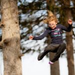 jumping-1629133_640