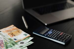 man-calculating-his-savings-covid-19-pandemic_53876-153412